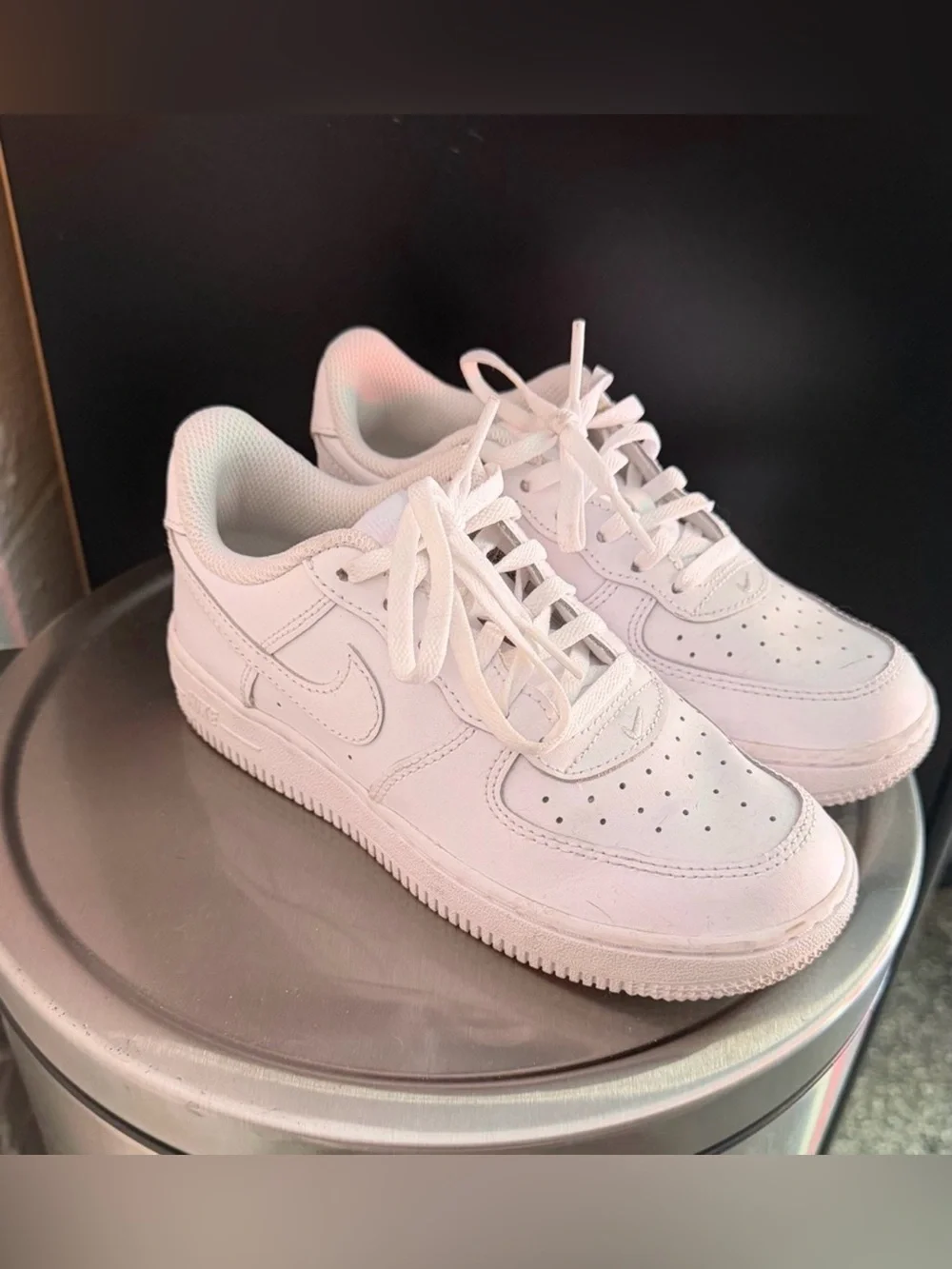 Classic Kids White Leather Sneakers - Low Top